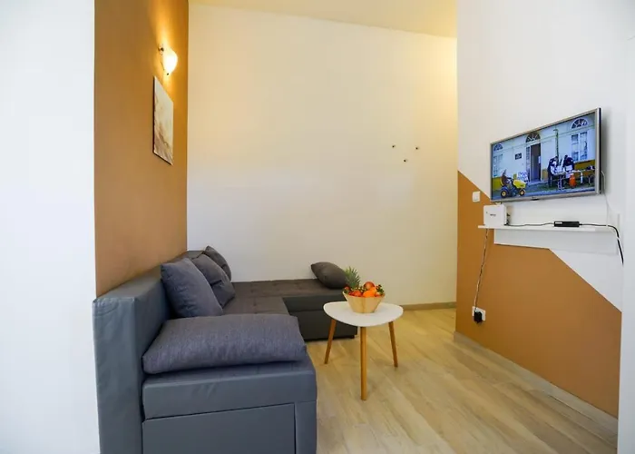 Nicol شقة زادار